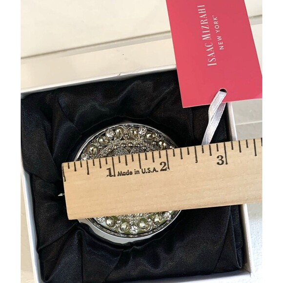 ISAAC MIZRAHI Silver 2D Jeweled Flower Compact Mirror New in Box - Picture 6 of 7